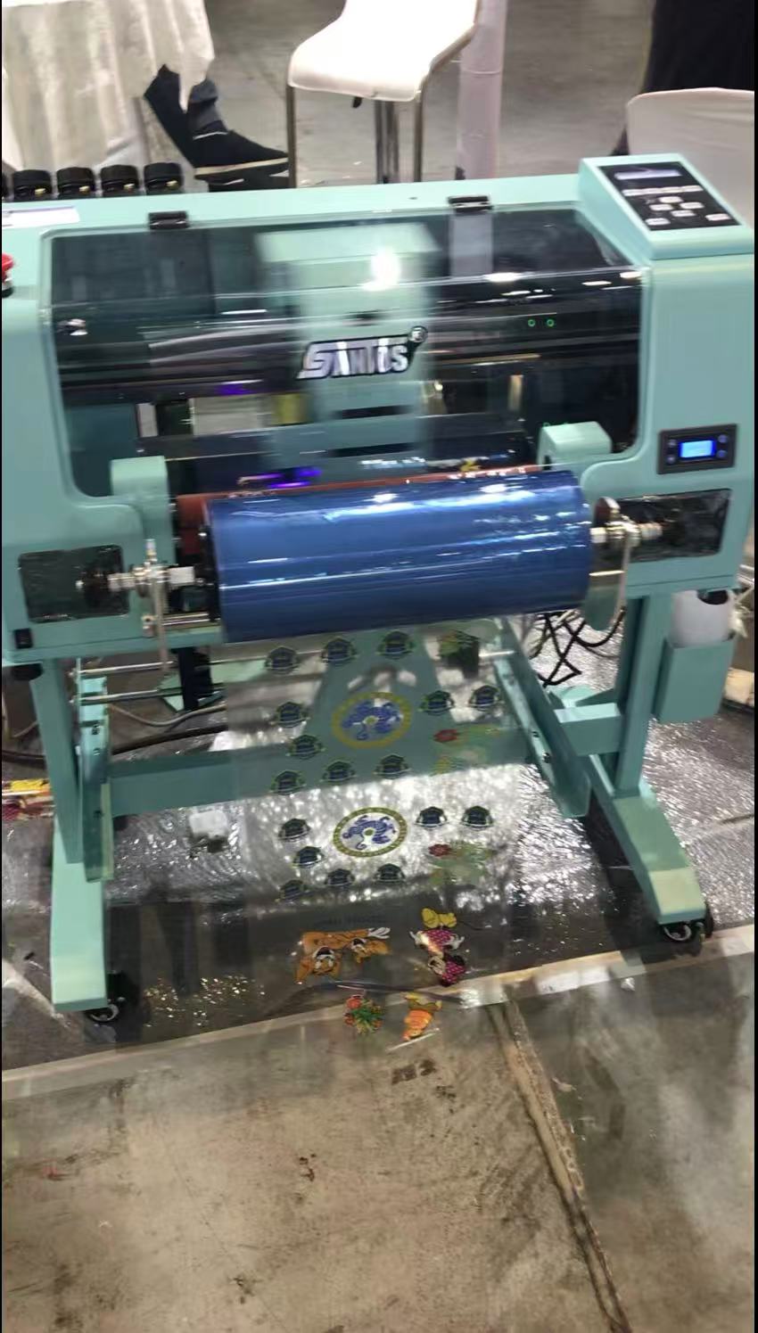 Commercial Uv Printing Machine - Großformatiger mehrfarbiger doppelseitiger UV-DTF-Drucker, Vinyl-Aufkleber, Druckmaschine,
